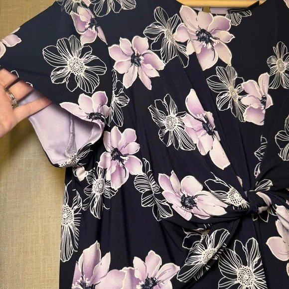 Jessica Howard Navy Blue Dress with Purple and White Flowers size 14W - Picture 5 of 12